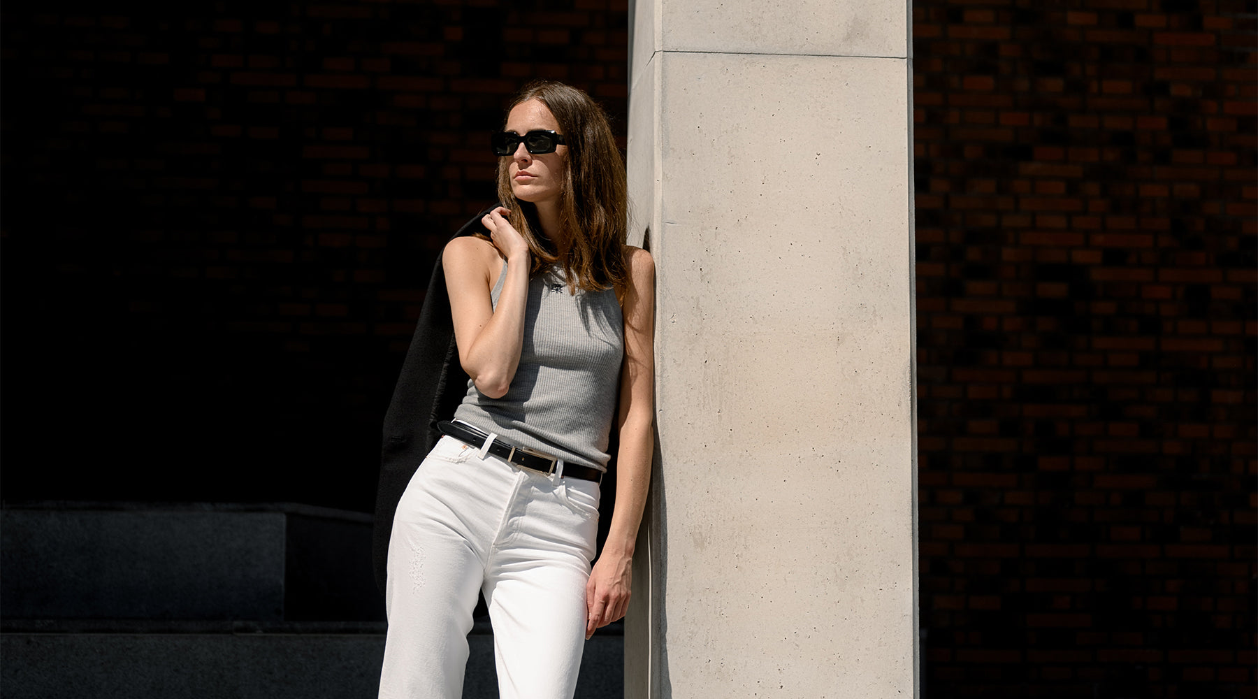 Black Cashmere Corset, Slim Silhouette, Regular – Timeless Trends