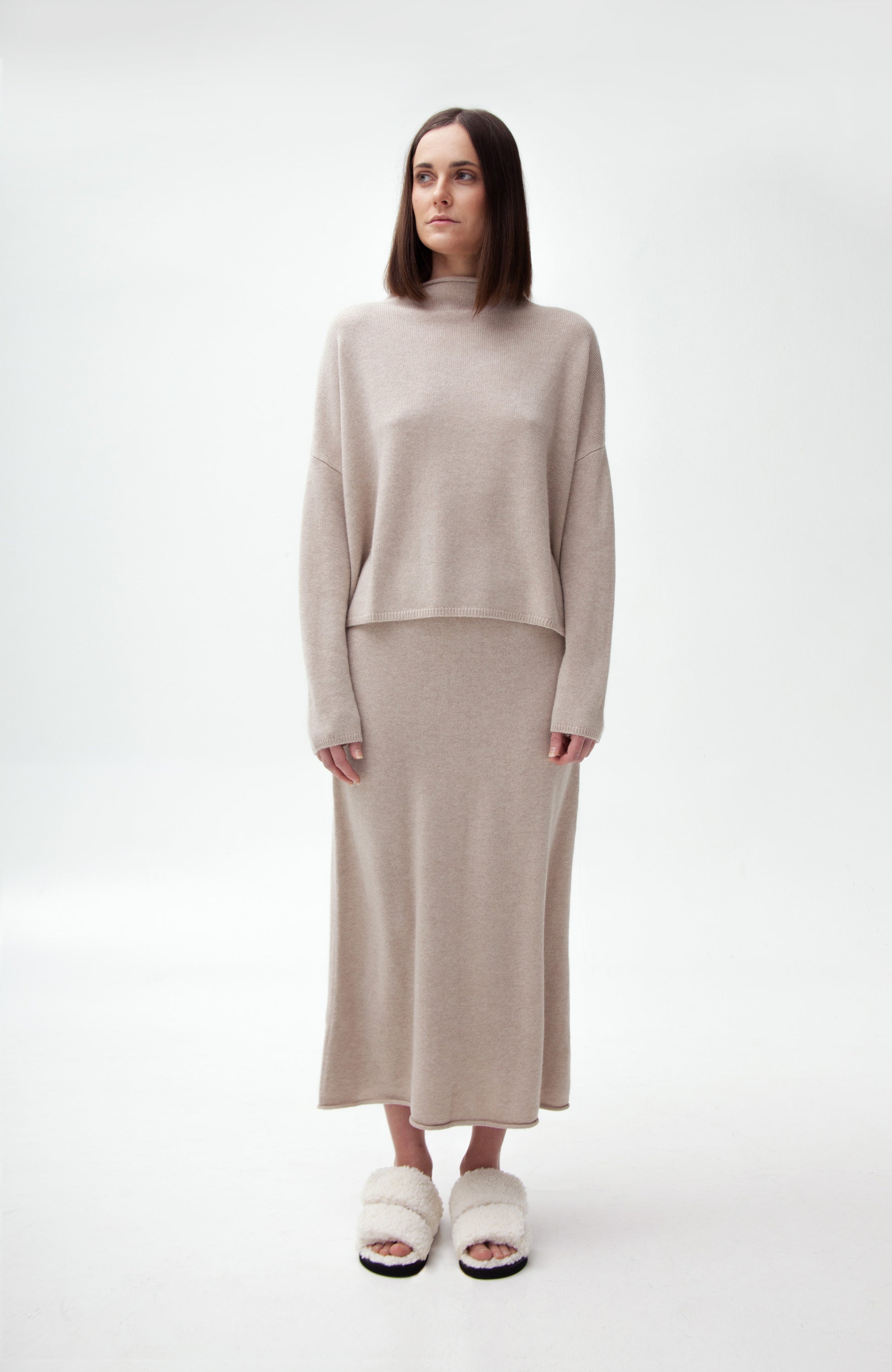 Women's Cashmere Clothing at BEIGE BROWN